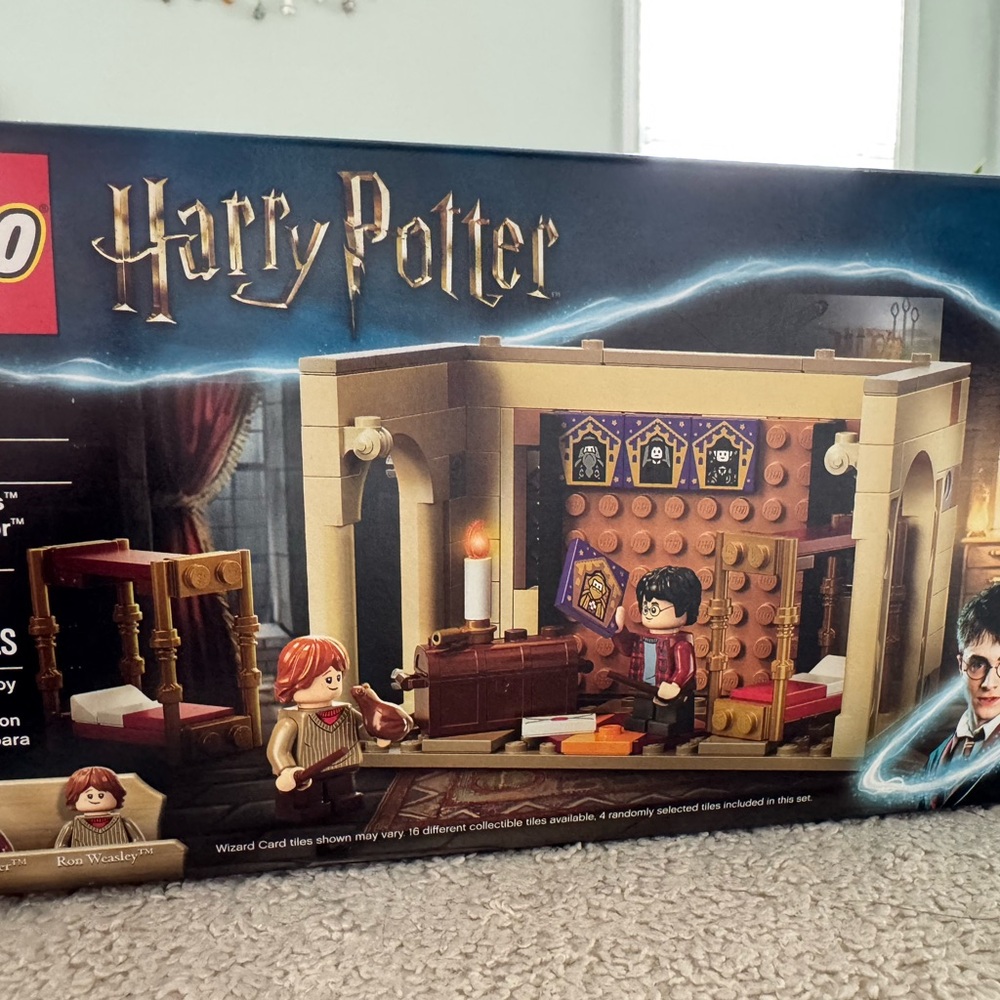 LEGO Harry Potter Gryffindor Dormitory Set